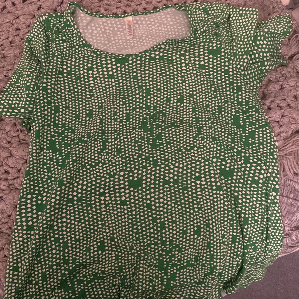 XL Perfect tee LuLaRoe Green